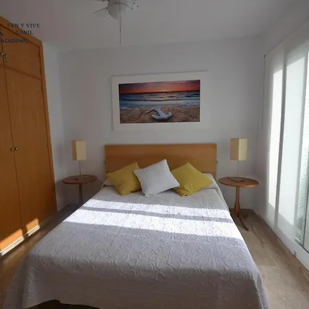 Adosado Familiar Con Piscina Y Terraza Vakantiehuis *